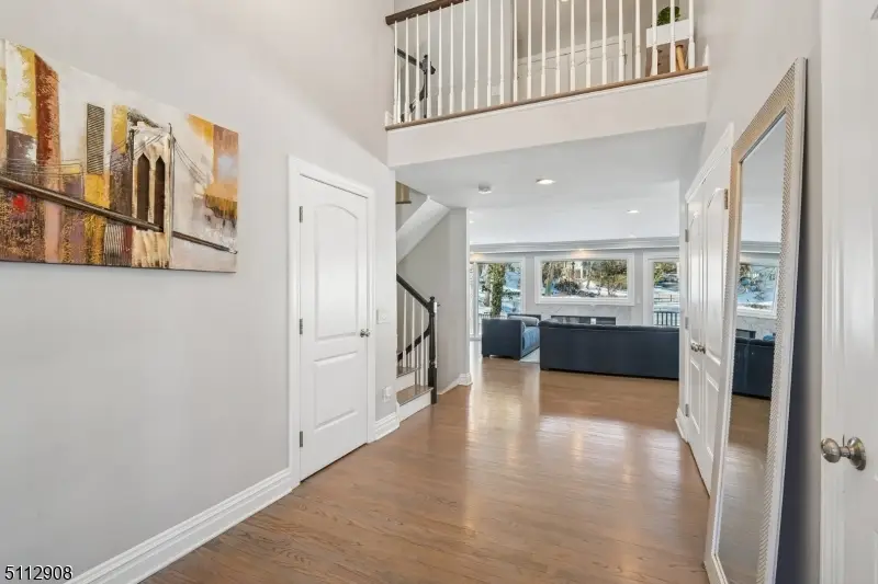 5 Farley Rd, Millburn, NJ 07078 - #3