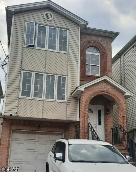 446 Marshall St, Elizabeth, NJ 07206 - Image #2