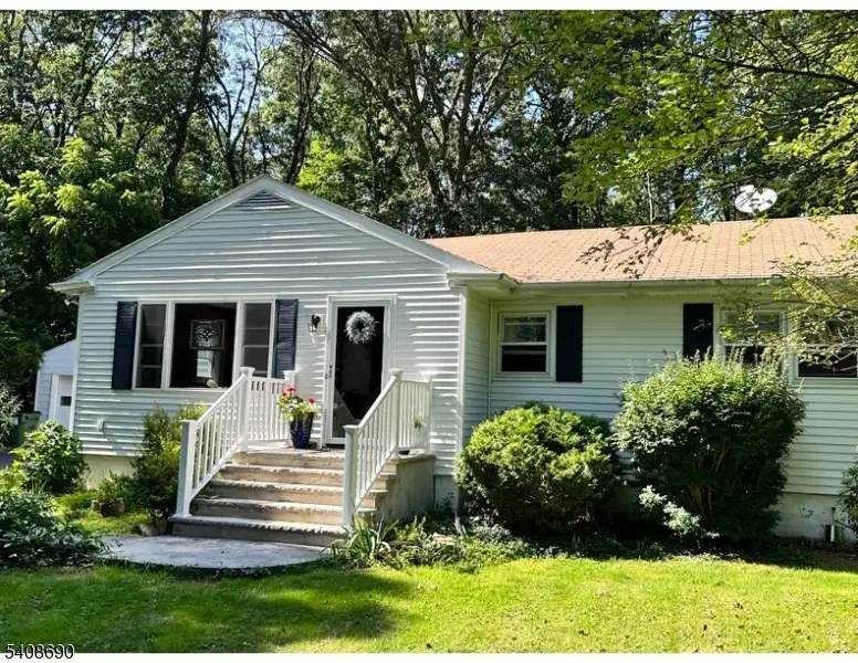 469 W Hill Rd, Lebanon Township, NJ 08826 - Image #2