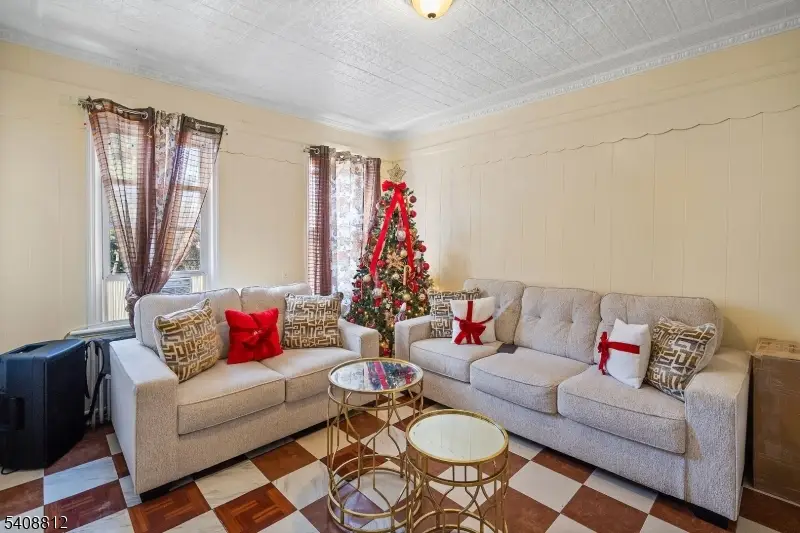 11 Mercer St, Paterson, NJ 07524 - #1