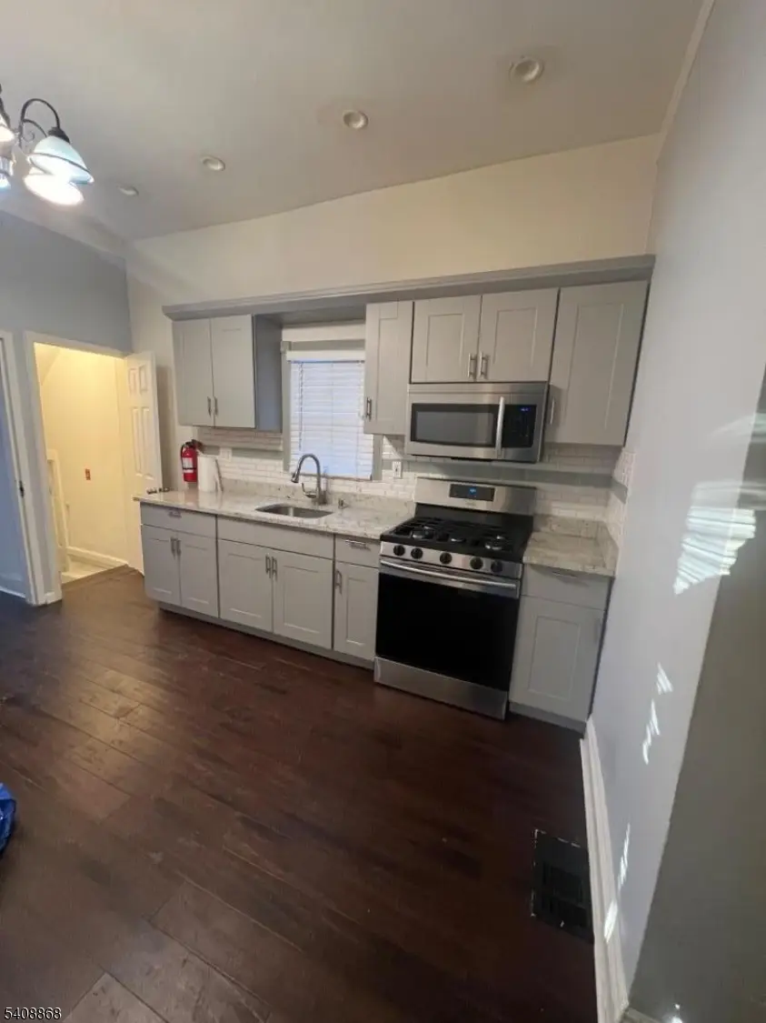 300 E 6th St, Plainfield, NJ 07060 - #2