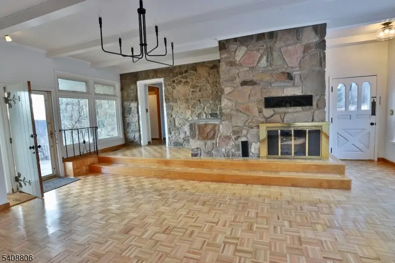 39 Upper Kingtown Rd, Franklin, NJ 08867 - Image #2