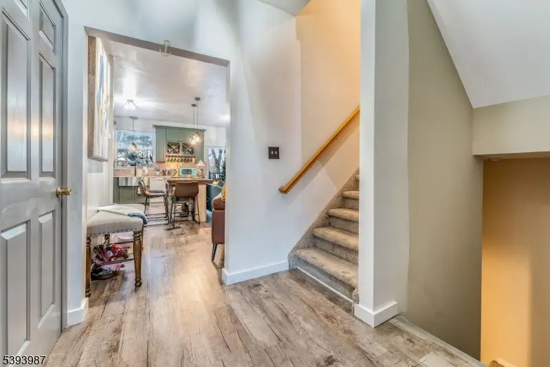 44 Alexandra Way, Clinton, NJ 08809 - Image #2