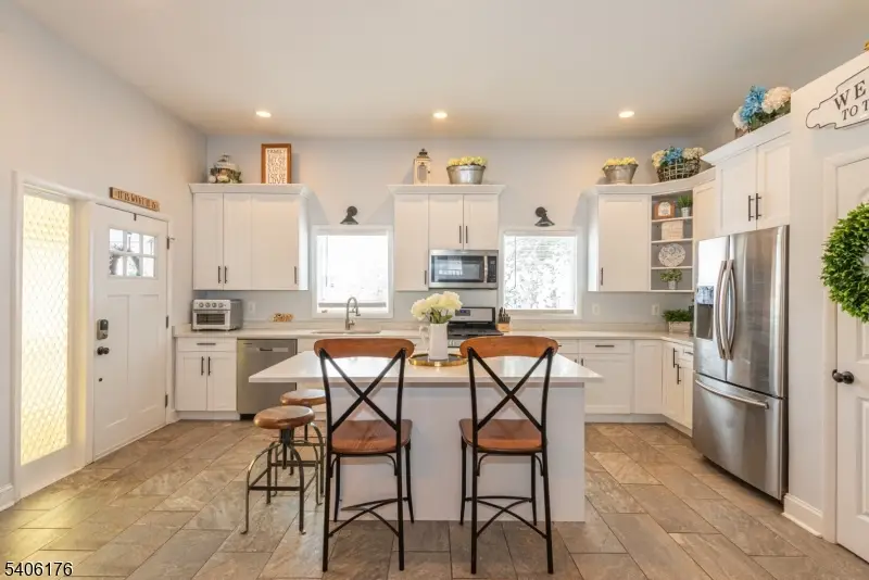 8 Lesko Ter, Ogdensburg, NJ 07439 - #1