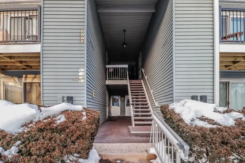 62 Haverhill Pl, Franklin Township, NJ 08873 - #3