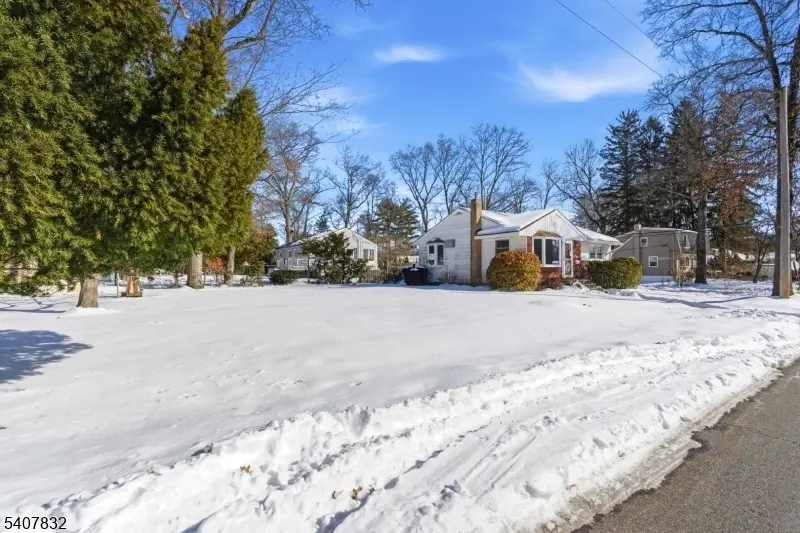 11 Cypress Ave, Lincoln Park, NJ 07035 - #2