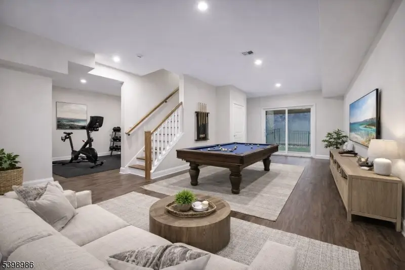 8 Birdie Ln, Boonton Township, NJ 07005 - #3