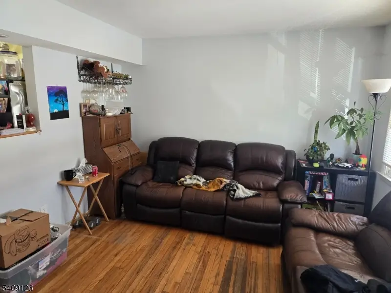 127 Glenwild Ave, Bloomingdale, NJ 07403 - #3