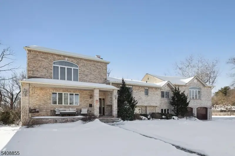 21 Sandra Cir, Westfield, NJ 07090 - #2