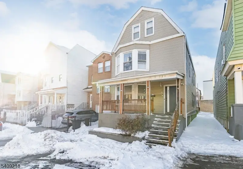 371 Badger Ave, Newark, NJ 07112 - Image #2