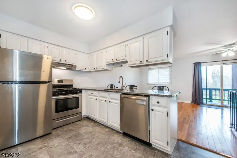 10 Augusta Dr #9, Vernon Township, NJ 07462 - Image #3