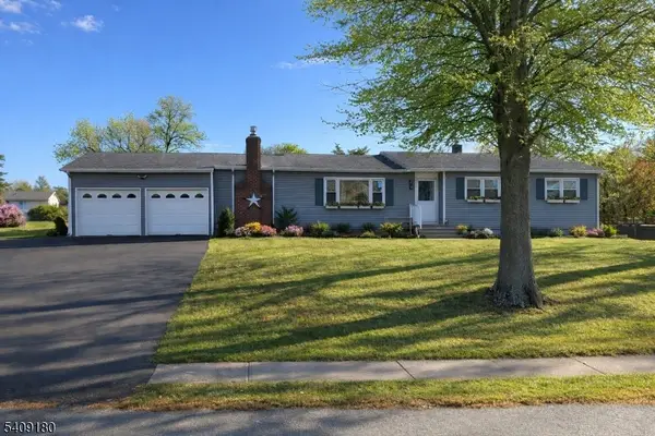 11 Juniper Dr, Readington Twp., NJ 08889