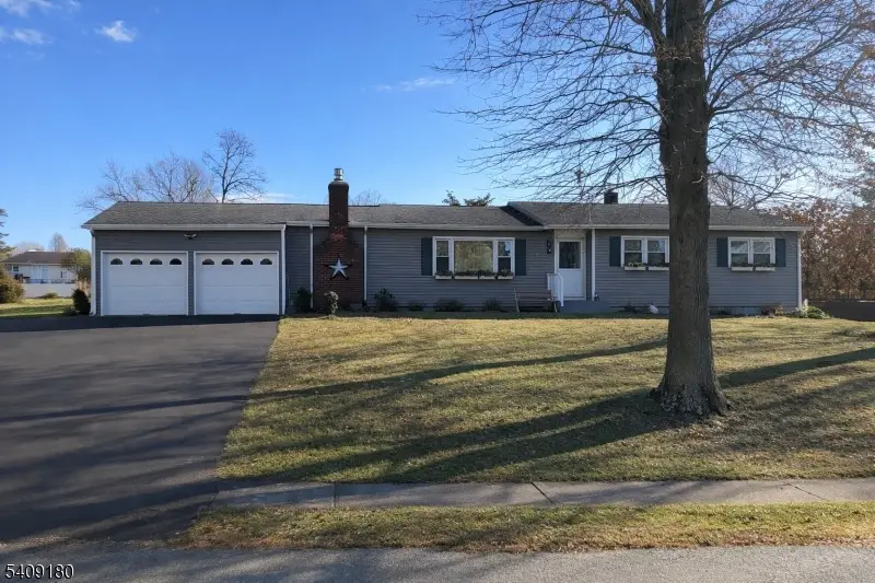 11 Juniper Dr, Whitehouse Station, NJ 08889 - #2