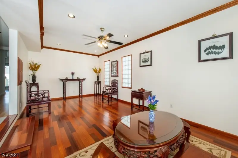 8 Amara Ct, Madison Park, NJ 08857 - Image #3