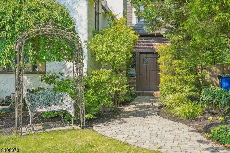 90 Whitney Rd, Millburn, NJ 07078 - #3