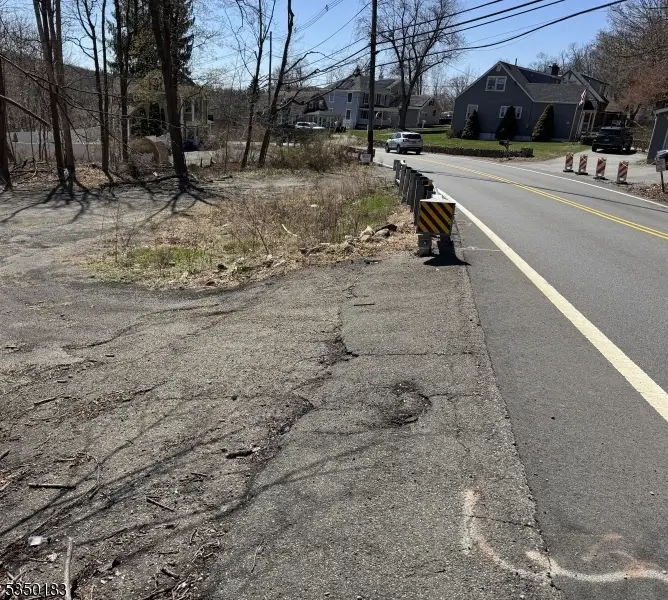 280 Espanong Rd, Lake Hopatcong, NJ 07849 - #1