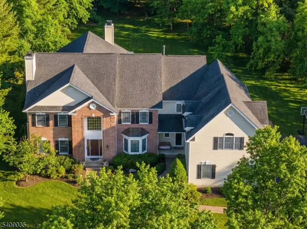 24 Chelsea Ct, Bernards Twp., NJ 07920