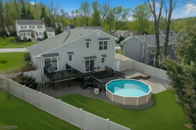 5 Shelley Ct, Sparta, NJ 07871 - Image #2