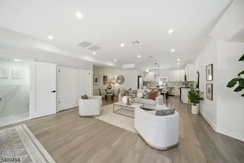 28 Irving St, Montclair, NJ 07042 - #2