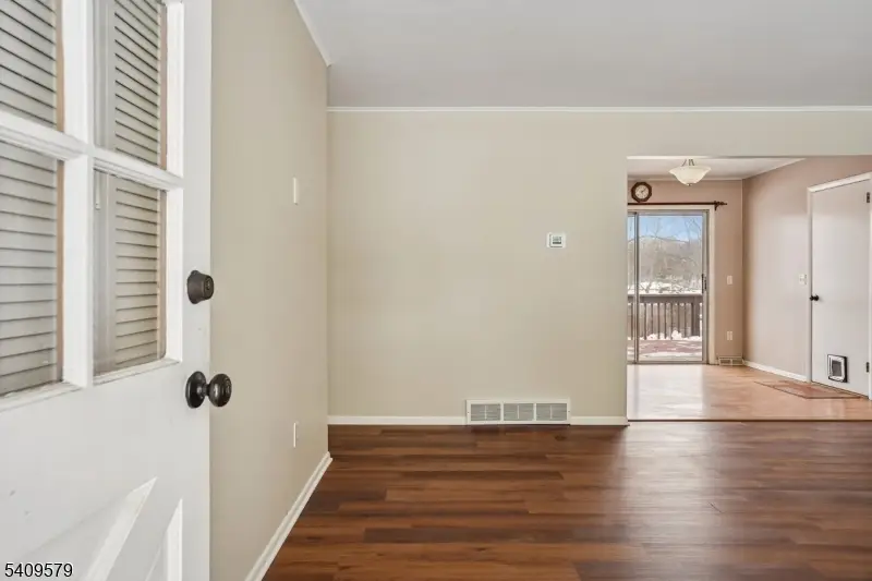 7 Maple Ave, Sussex, NJ 07461 - Image #2