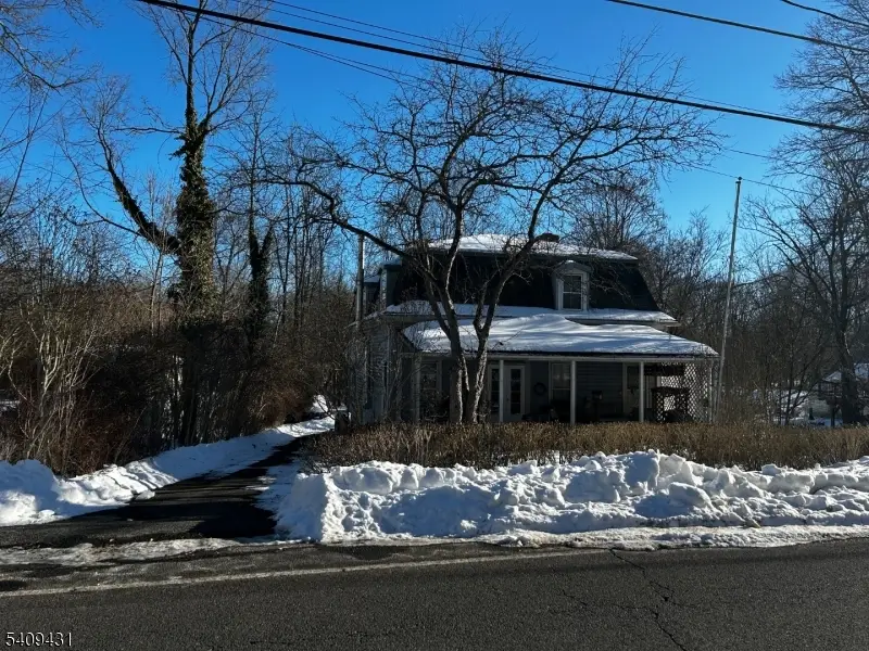 471 River Rd, Chatham Township, NJ 07928 - #1