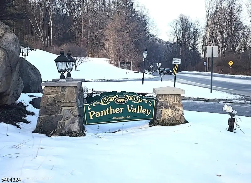 17 Bowers Dr, Allamuchy Township, NJ 07840 - Image #2