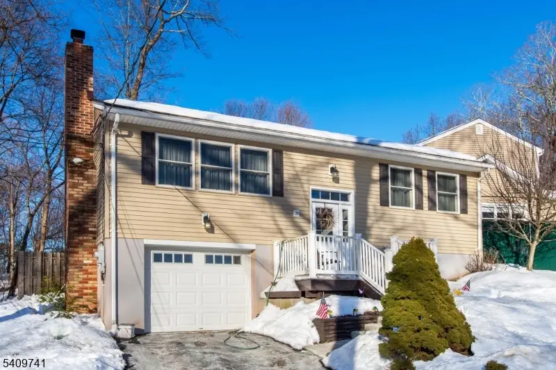 26 Ridgedale Rd, Lake Hopatcong, NJ 07849 - #1