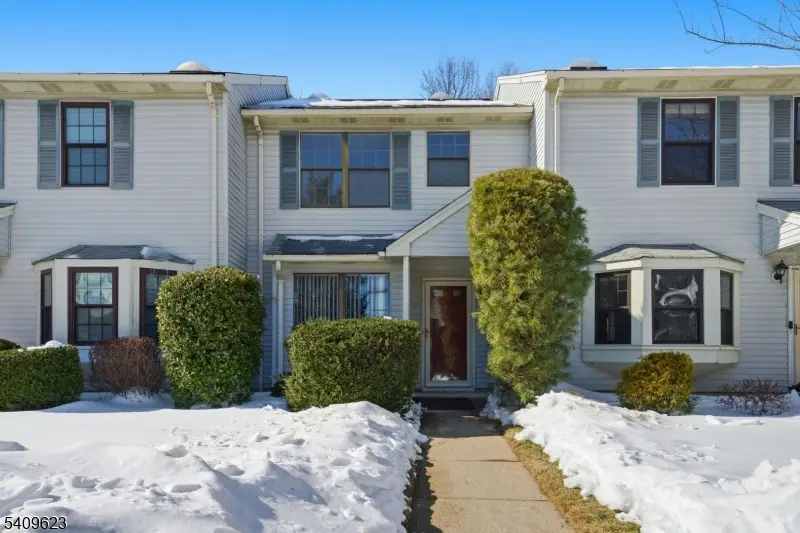 303 Maplecrest Rd, Edison, NJ 08820 - #1