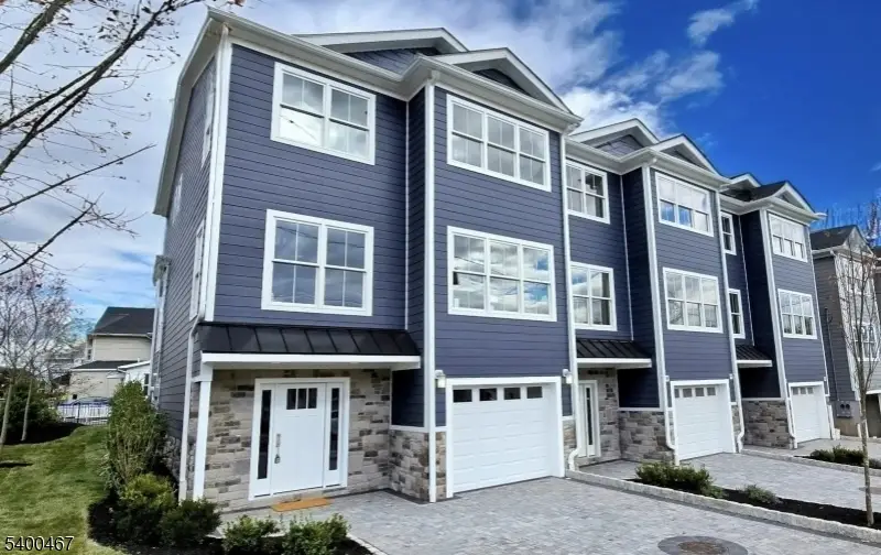 192 Canterbury Ave, North Arlington, NJ 07031 - Image #1