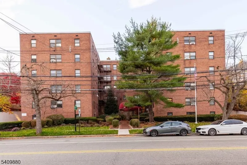 130 Orient Way #3D, Rutherford, NJ 07070 - Image #1