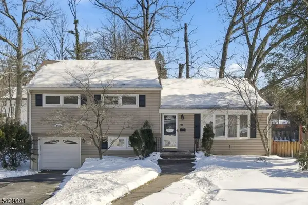 33 Kennedy Ter, Westwood Boro, NJ 07675