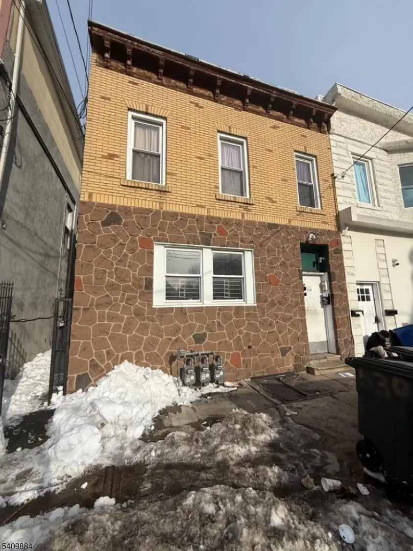 539 E Jersey St, Elizabeth, NJ 07206 - #1