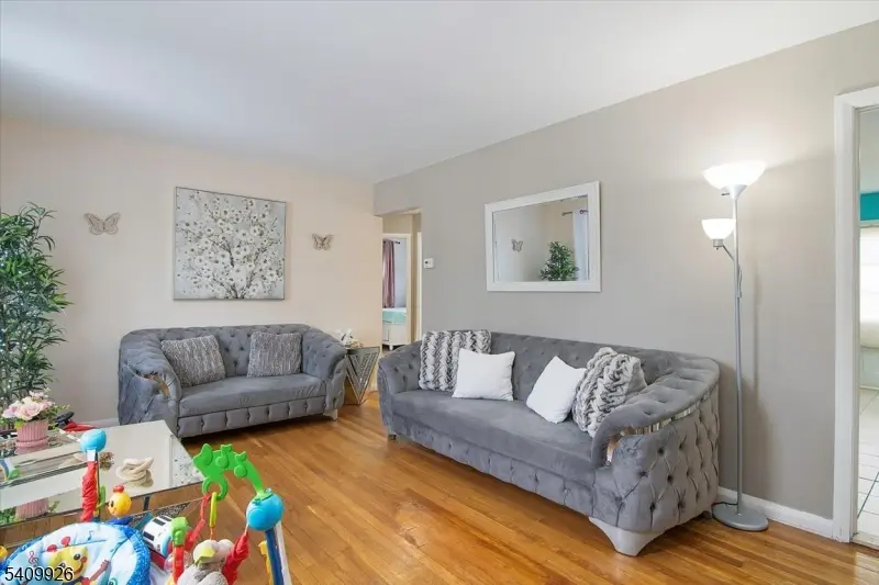 33 Daka Ct, Bloomfield, NJ 07003 - #3