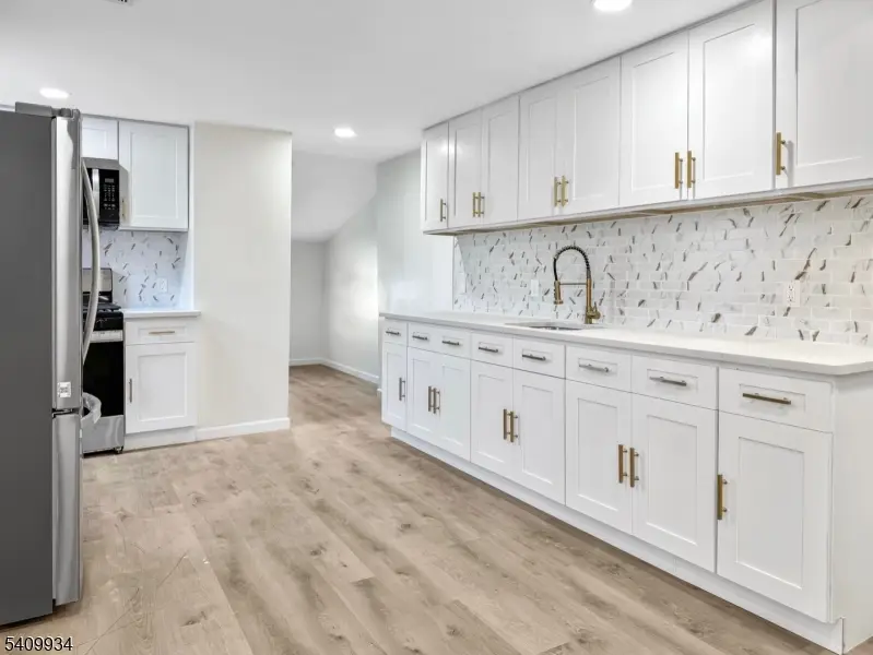 585 Mcchesney St, Orange, NJ 07050 - Image #2