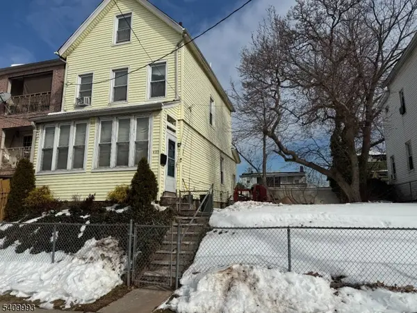 637 Court St, Elizabeth City, NJ 07206