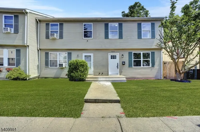434 Halsted St, East Orange, NJ 07018 - #1