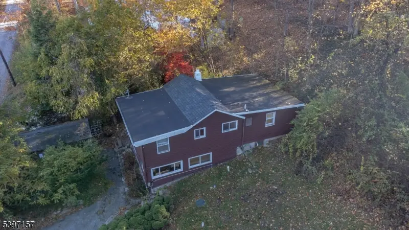 18 Decker Pond Rd, Sussex, NJ 07461 - #1