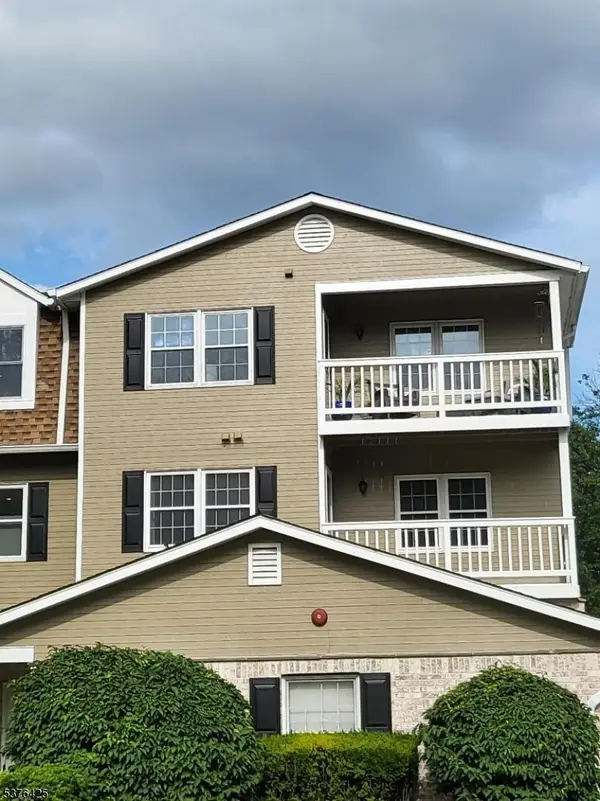 24F Heritage Dr #F, Chatham Twp., NJ 07928