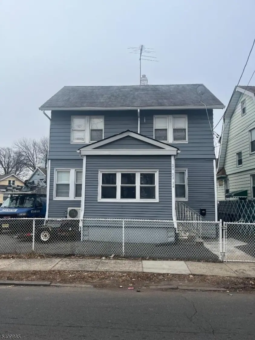 20 Mount Vernon Ave, Irvington, NJ 07111 - #1