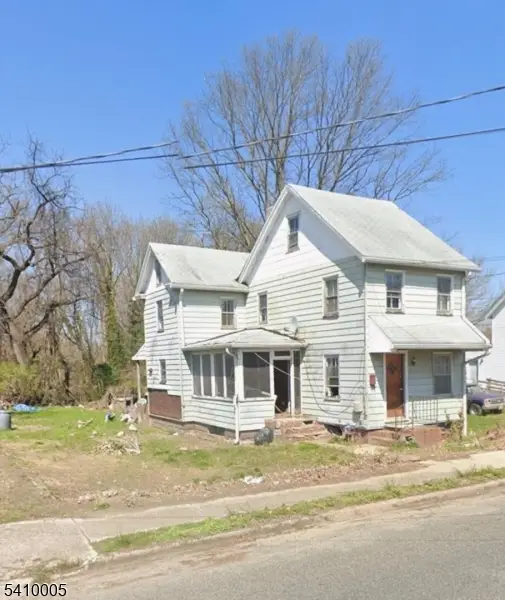 297 Keasbey St, Salem City, NJ 08079