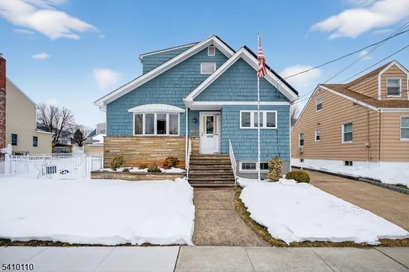 710 W Elm St, Linden, NJ 07036 - #3