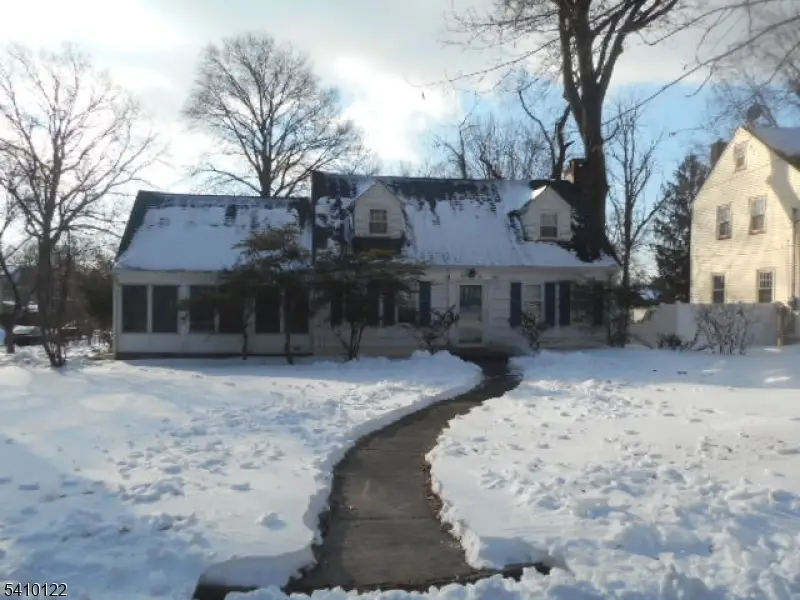 52 E Sumner Ave, Roselle Park, NJ 07204 - #1