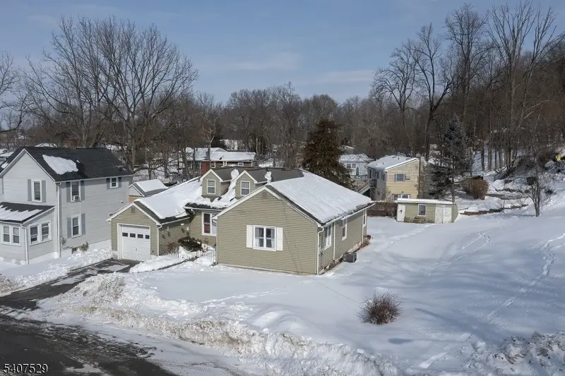 21 Spring St, Ogdensburg, NJ 07439 - #2