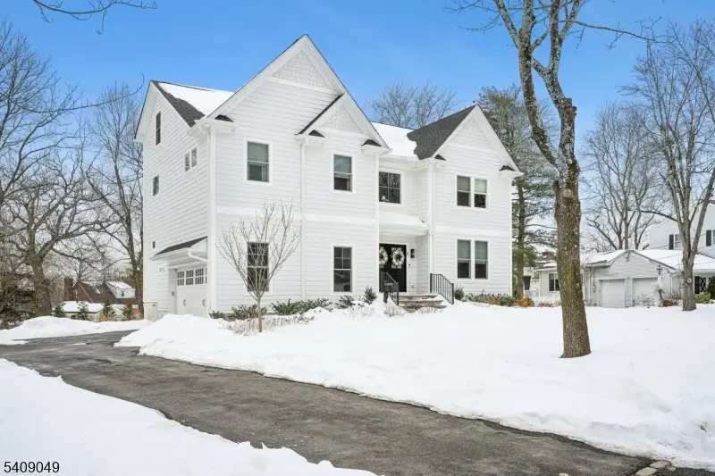 8 Fox Chase Rd, Madison, NJ 07940 - #1