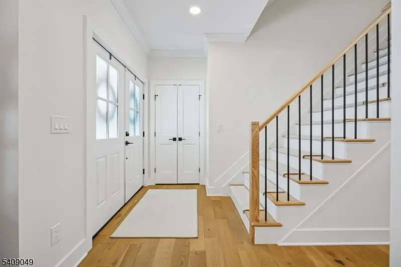 8 Fox Chase Rd, Madison, NJ 07940 - #3