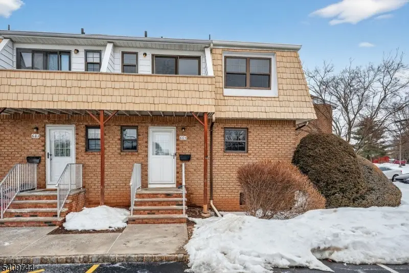 602 Westminster Ct, Hillsborough, NJ 08844 - #2