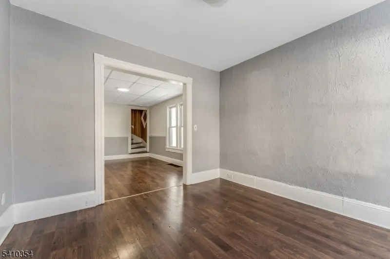 316 Warren St, Phillipsburg, NJ 08865 - #3