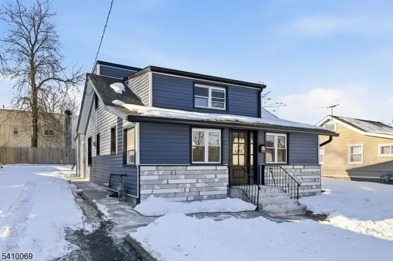 47 Nokomis Ave, Lake Hiawatha, NJ 07034 - Image #1