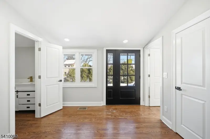 47 Nokomis Ave, Lake Hiawatha, NJ 07034 - Image #3