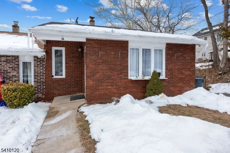 13 James St, Dover, NJ 07801 - #1